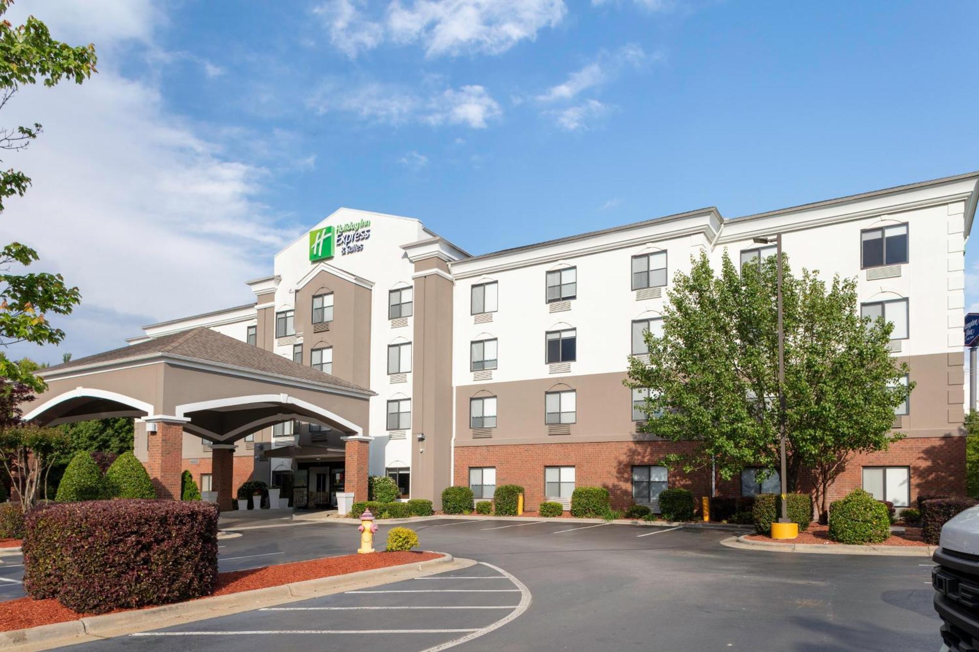 Holiday Inn Express & Suites Roanoke Rapids By Ihg Exterior foto